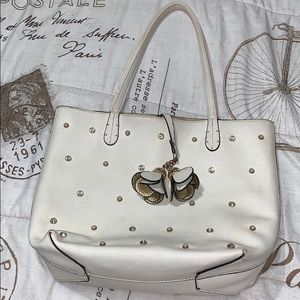 White and gold purse 👜